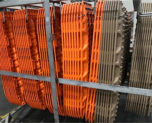 Select Plastics 68L tub detail